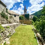 Casa *