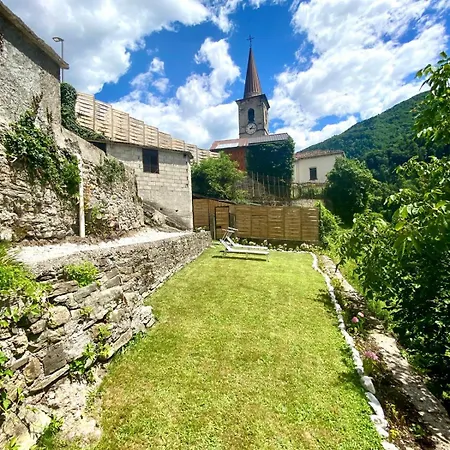Casa *
